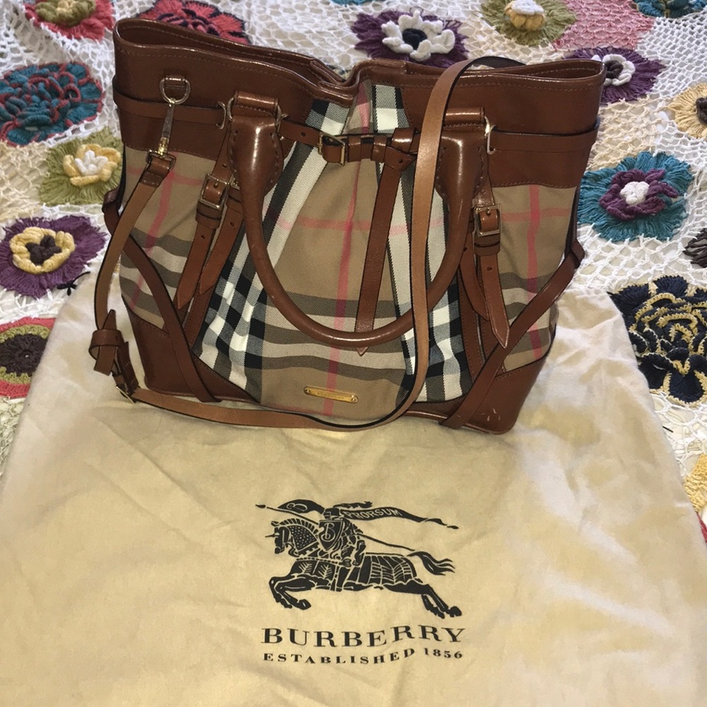 2011-2012 anniversary Burberry top handle